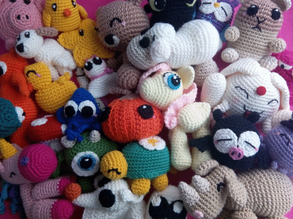 Como Ganhar Dinheiro com Amigurumi em 2025