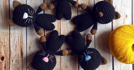Receita Completa de Amigurumi Gatinho Preto – Passo a Passo com Dicas para um Acabamento Perfeito